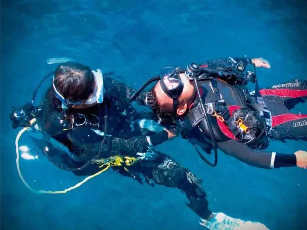 rescue-diver
